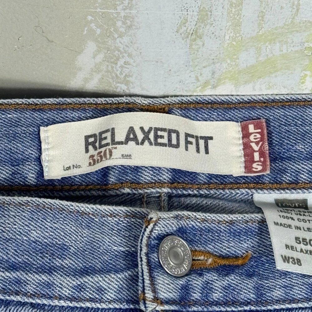 Levi Staruss Co. 505 Womens Flared Jeans Blue Relaxed Fit Patches Size 38x30 - Picture 14 of 16